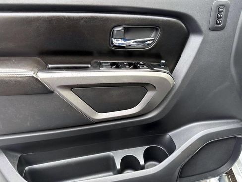 Used 2015 Nissan Titan PRO-4X image 14