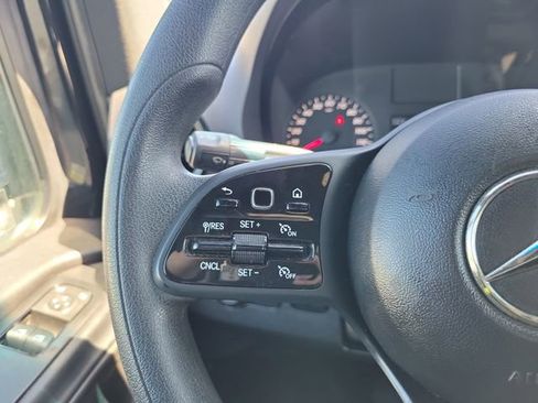 Used 2023 Mercedes-Benz Sprinter 2500 image 23