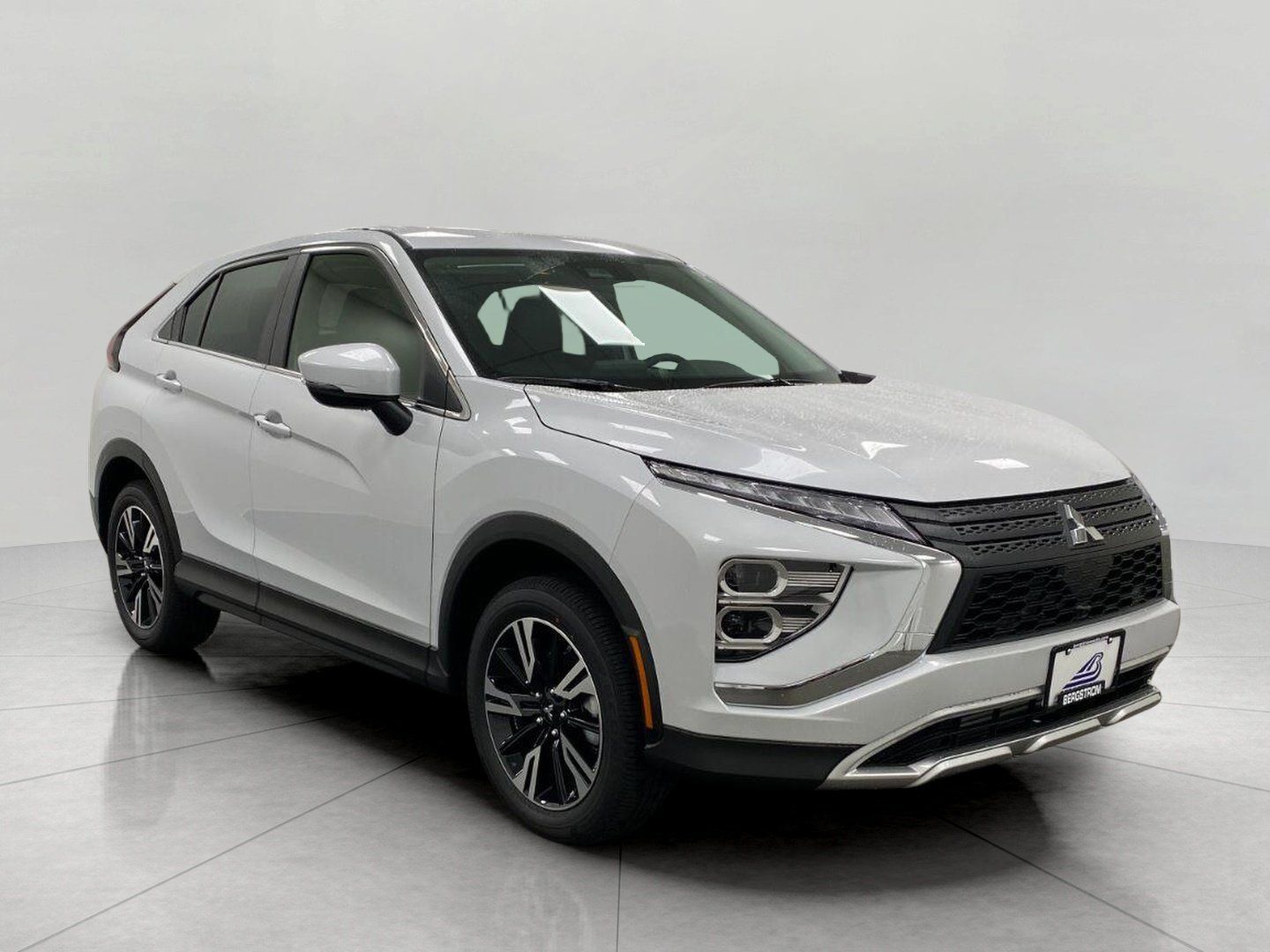 New 2026 Mitsubishi Eclipse Cross AWD image 1