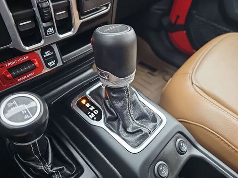 Used 2022 Jeep Gladiator Rubicon w/ Trailer Tow Package image 15