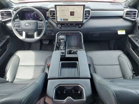 Used 2025 Toyota Tundra Limited AWD/4WD image 22