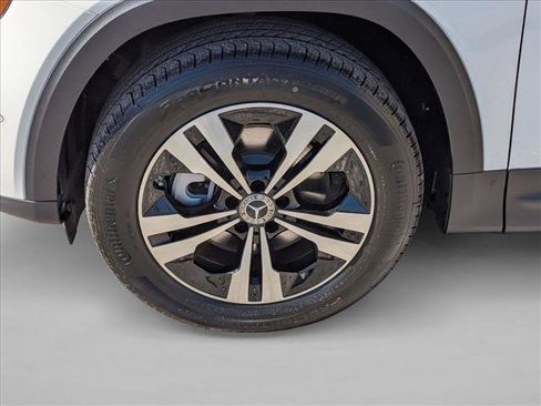 New 2026 Mercedes-Benz GLB 250 4MATIC image 10