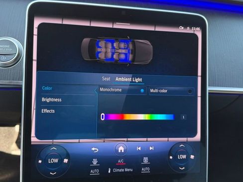 Used 2022 Mercedes-Benz S 580 4MATIC Sedan w/ AMG Line Package image 12