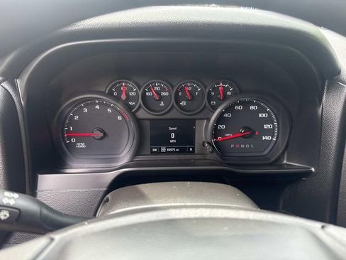 Used 2021 Chevrolet Silverado 1500 Custom Trail Boss AWD/4WD image 33