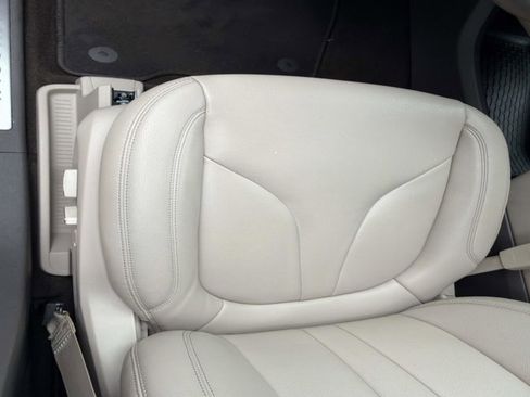 Certified 2023 Lincoln Nautilus FWD w/ Premium Package image 13