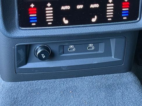 Used 2022 Audi SQ8 Prestige w/ Prestige Package image 72