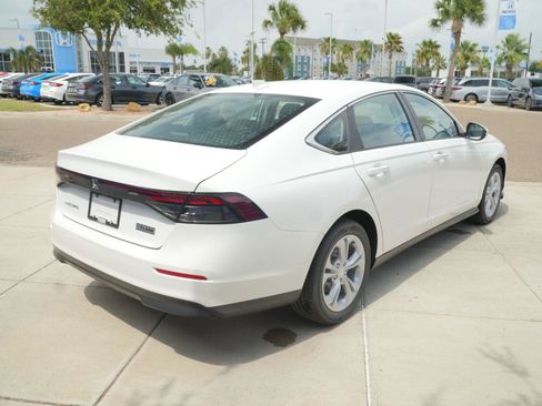 New 2026 Honda Accord LX image 5