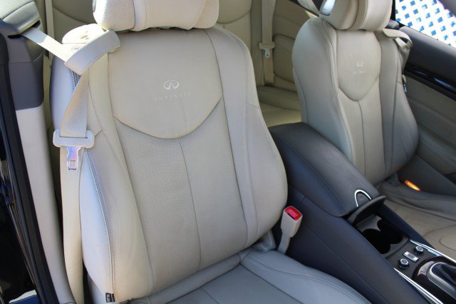 Used 2011 INFINITI G37 Convertible w/ Premium Pkg RWD image 14