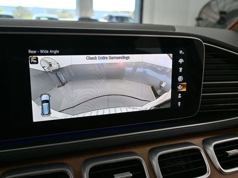 Used 2021 Mercedes-Benz GLE 350 image 29