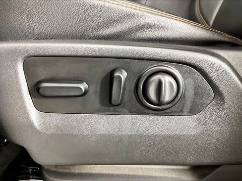 Used 2021 GMC Sierra 2500 AT4 w/ AT4 Premium Plus Package image 33