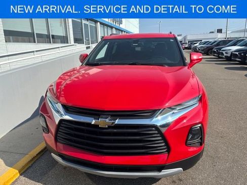 Used 2019 Chevrolet Blazer LT FWD image 3