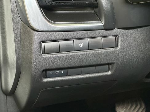 Used 2021 Nissan Rogue SV AWD/4WD image 20