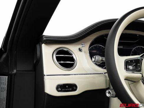 Used 2023 Bentley Continental GT Mulliner image 26