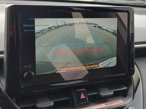 Certified 2026 Toyota Corolla Cross LE image 12