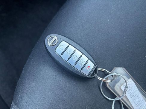 Used 2025 Nissan Altima 2.5 SV FWD image 23