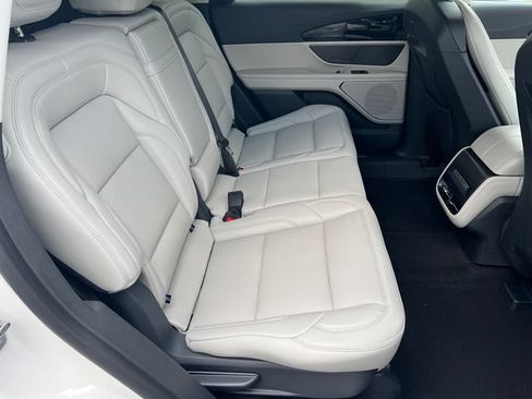 New 2026 Lincoln Nautilus Premier AWD/4WD image 16