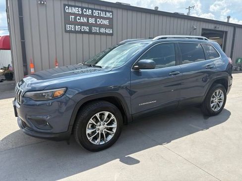 Used 2021 Jeep Cherokee Latitude Lux AWD/4WD image 3