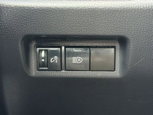 Certified 2022 Toyota RAV4 LE image 21