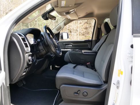 Used 2020 RAM 1500 Big Horn image 18