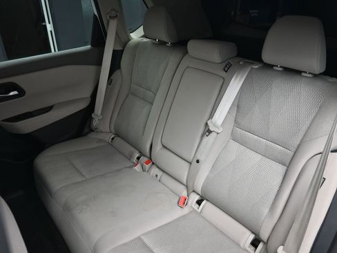 Used 2025 Nissan Rogue SV image 20