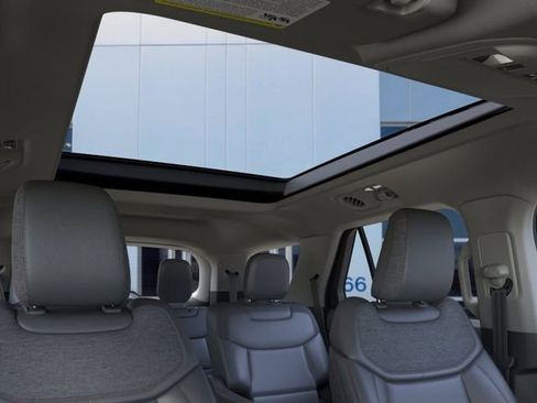 New 2026 Ford Explorer Active w/ Active Comfort Package image 22