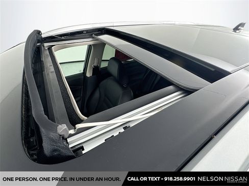 Certified 2025 Nissan Rogue SV w/ SV Premium Package image 21