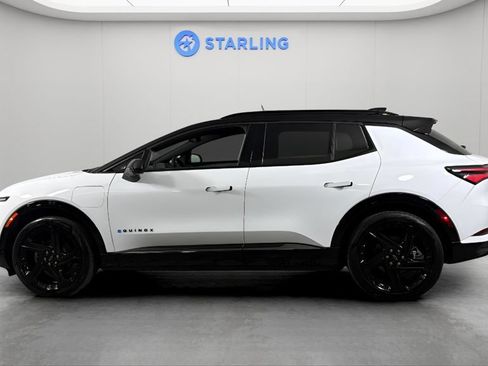 Used 2024 Chevrolet Equinox EV RS FWD image 3
