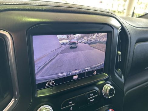 Used 2020 GMC Sierra 1500 AT4 w/ AT4 Premium Package image 9