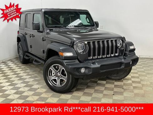 Used 2023 Jeep Wrangler Unlimited Sport AWD/4WD image 3