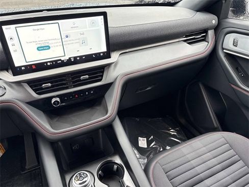 New 2026 Ford Explorer ST-Line w/ ST-Line Street Pack image 16