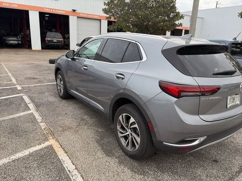 Used 2022 Buick Envision Essence w/ Technology Package I image 5