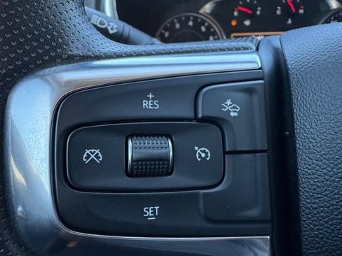 Used 2024 Chevrolet Blazer LT w/ Redline Edition FWD image 7