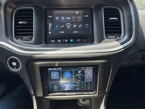 Used 2017 Dodge Charger R/T RWD image 25