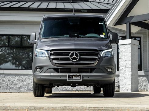 New 2025 Mercedes-Benz Sprinter 2500 image 5