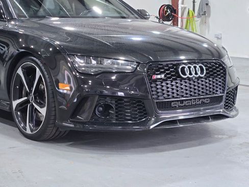 Used 2017 Audi RS 7 Prestige image 2