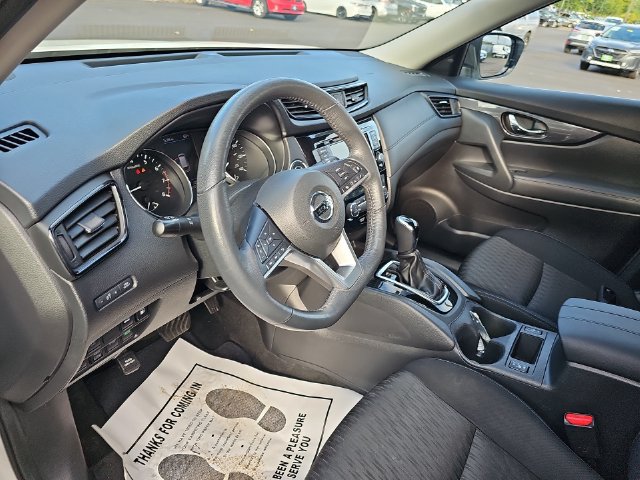 Used 2018 Nissan Rogue SV w/ Premium Package AWD/4WD image 18