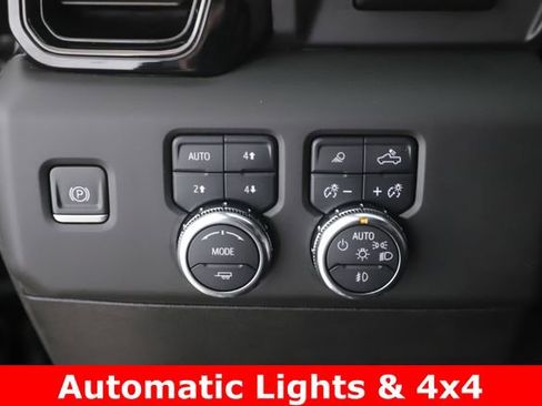 Used 2024 GMC Sierra 1500 AT4 w/ Technology Package AWD/4WD image 21