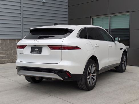 Used 2023 Jaguar F-PACE S image 7