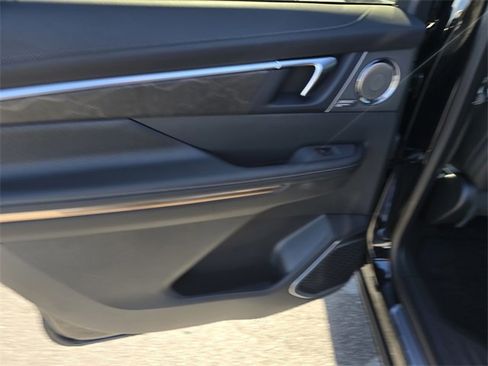 New 2026 Buick Enclave Avenir w/ Super Cruise Package image 12