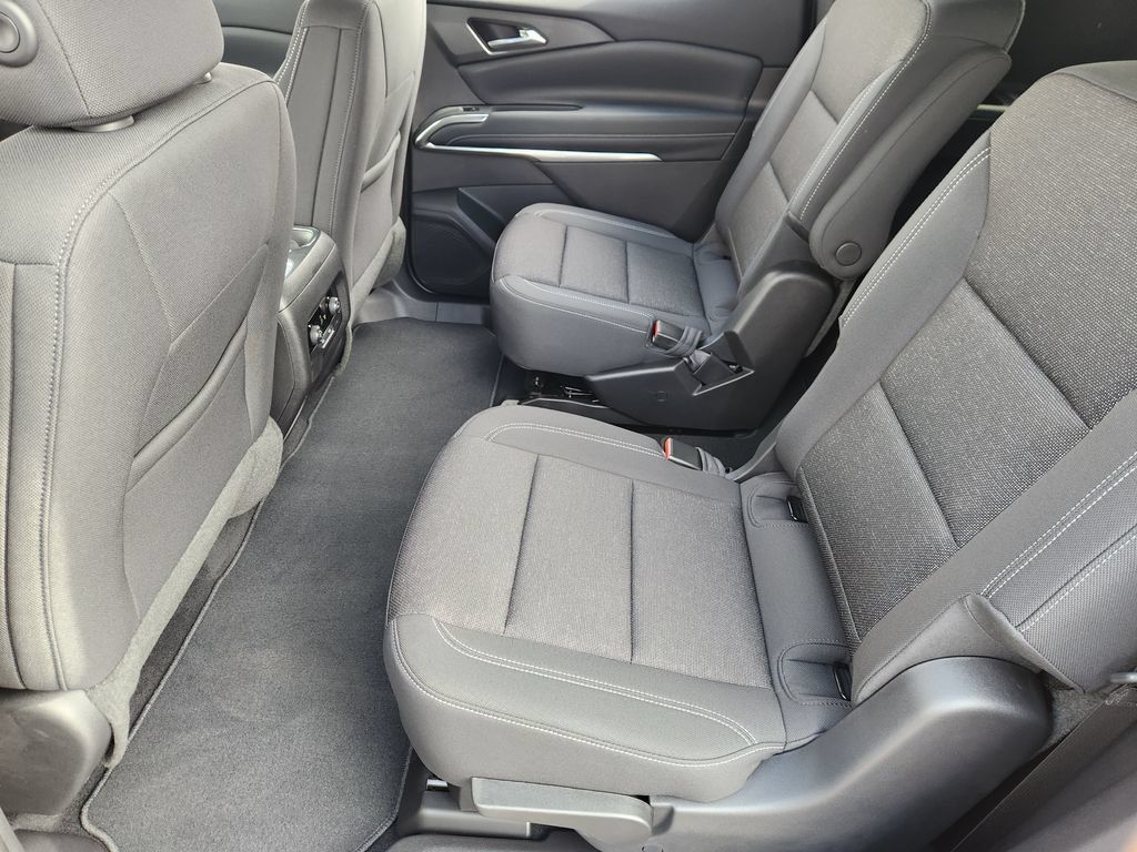 New 2026 Chevrolet Traverse LT w/ Driver Confidence Package FWD image 19