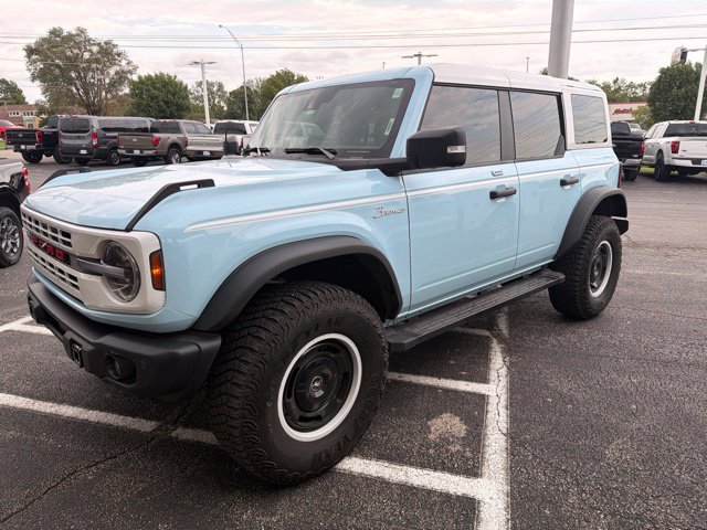 Used 2023 Ford Bronco Heritage Edition AWD/4WD image 1
