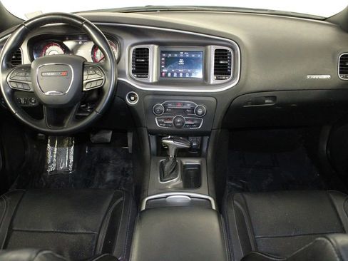 Used 2022 Dodge Charger SXT image 29