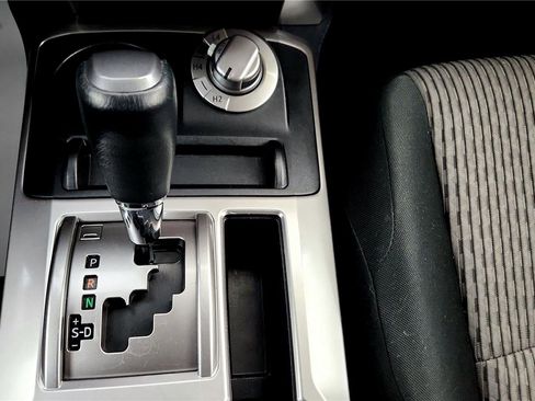 Used 2024 Toyota 4Runner SR5 image 28