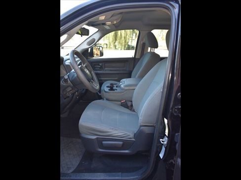 Used 2015 RAM 2500 Tradesman w/ Chrome Appearance Group image 14