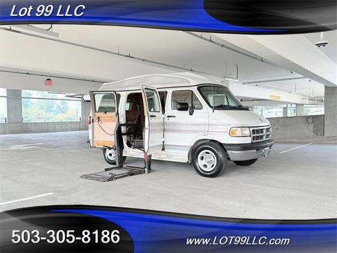 Used 1996 Dodge B2500 RWD image 2