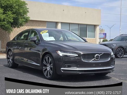 Certified 2023 Volvo S90 B6 Ultimate w/ Protection Package Premier AWD/4WD image 3