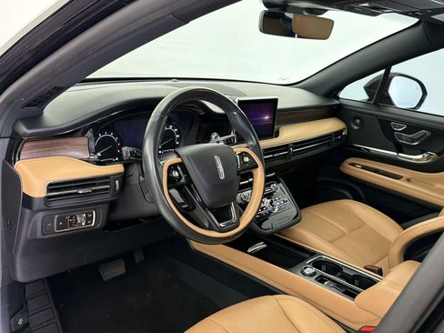 Used 2020 Lincoln Corsair Reserve w/ Elements Package FWD image 4