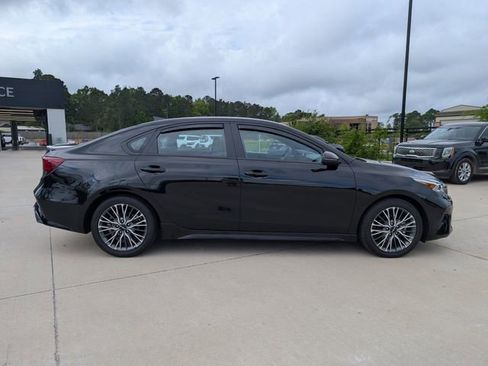 Used 2024 Kia Forte GT-Line w/ GT-Line Premium Package FWD image 2