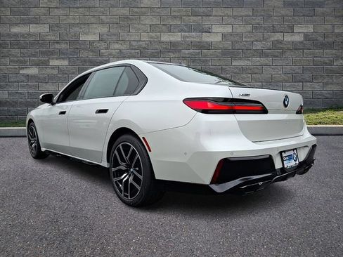 Used 2024 BMW 760i xDrive AWD/4WD image 4