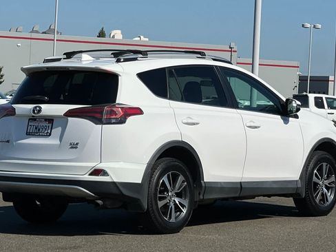 Certified 2016 Toyota RAV4 XLE AWD/4WD image 2